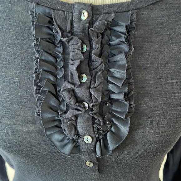 ESPRIT SOFT KNIT RUFFLED FRON LONG SLEEVES TEE - Picture 4 of 5